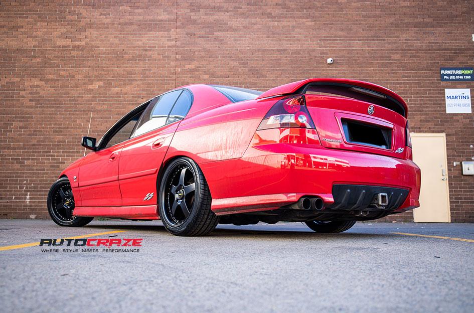 HOLDEN-COMMODORE-FR